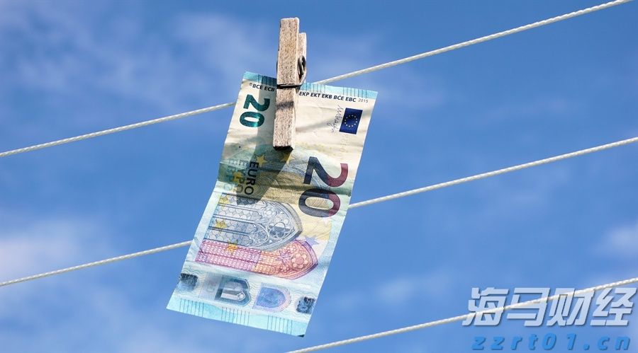 贵港港—南沙港内外贸集装箱同船运输业务启动