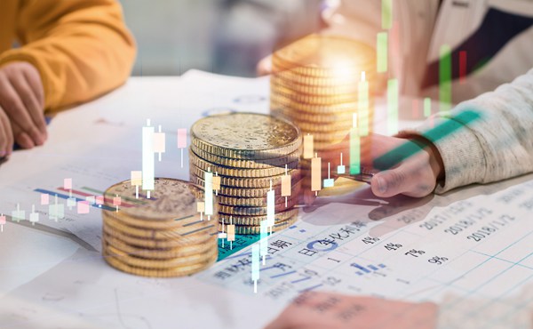 北水动向|北水成交净买入127.2亿 北水再度加仓创新药概念 全天买入小米(01810)超16亿港元