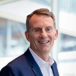 两名中国公民被控违反美方限制对华出口英伟达芯片，外交部回应