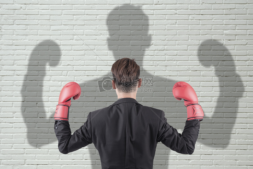 蛇出没活跃期 被咬尽快就医